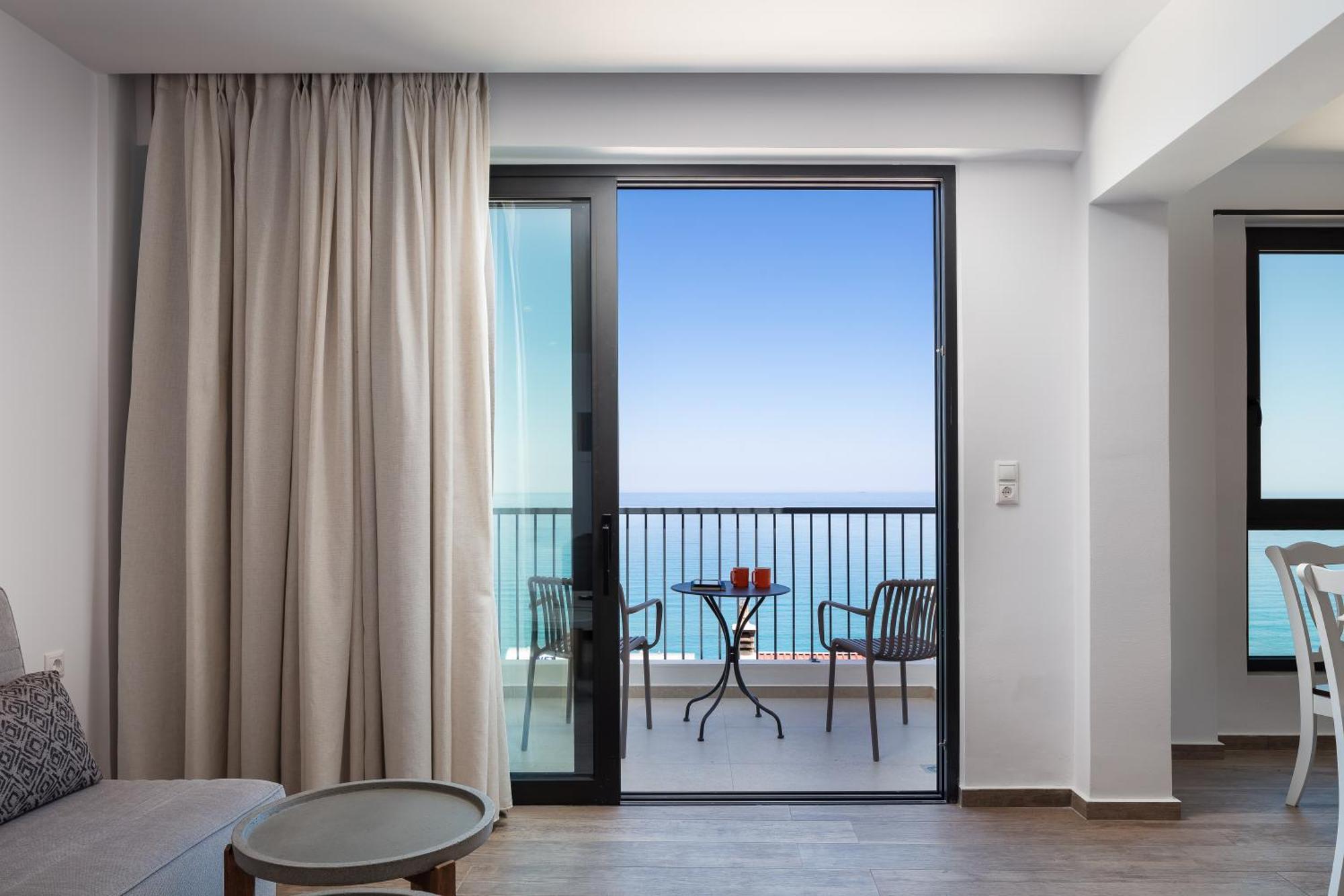 Rea Apartments Rethymno Esterno foto